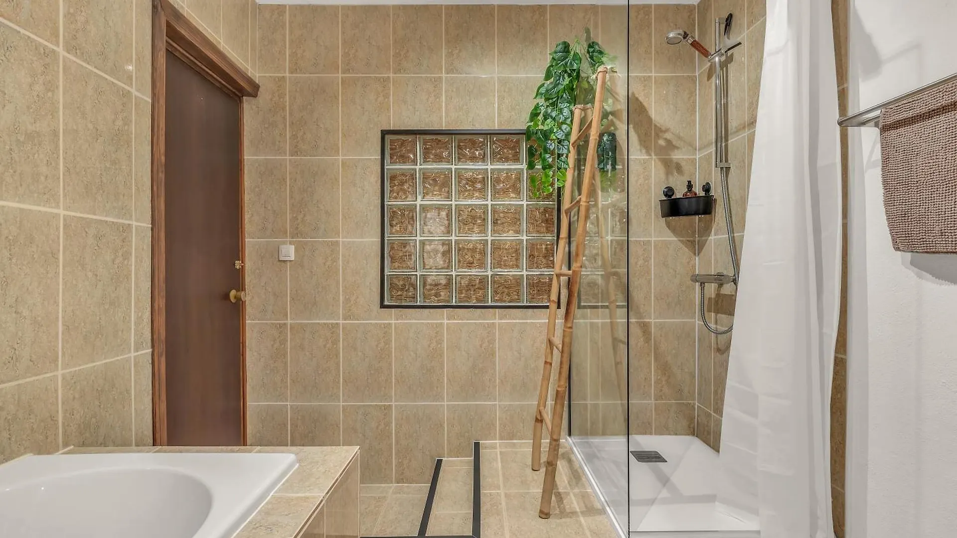Oasis Palmar - Lovely Apartment With Front Garden La Herradura   La Herradura (Granada)
