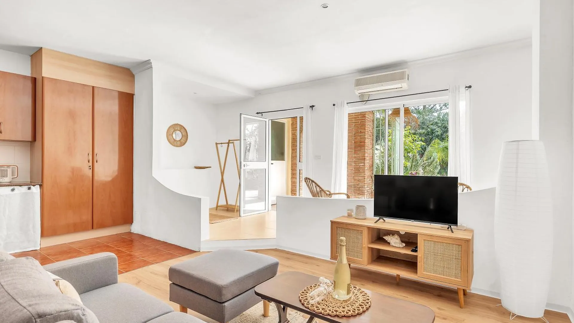 Oasis Palmar - Lovely Apartment With Front Garden La Herradura